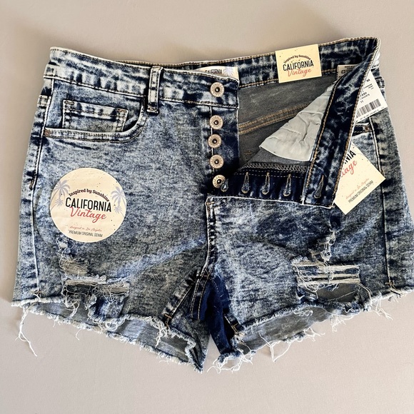 Pants - Stretch denim shorts